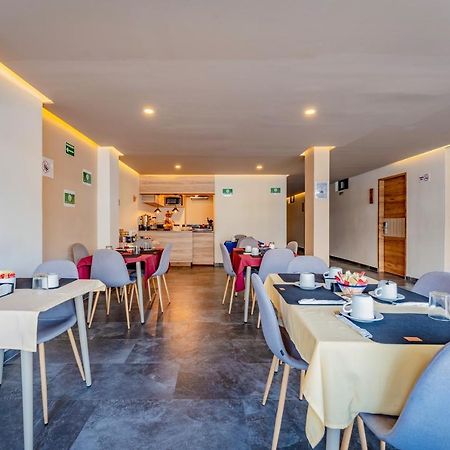 Hotel Central Merida By Kavia Bagian luar foto