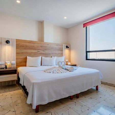 Hotel Central Merida By Kavia Bagian luar foto