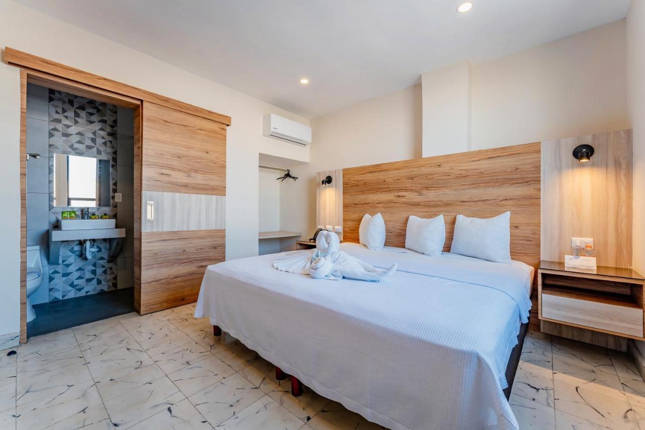 Hotel Central Merida By Kavia Bagian luar foto