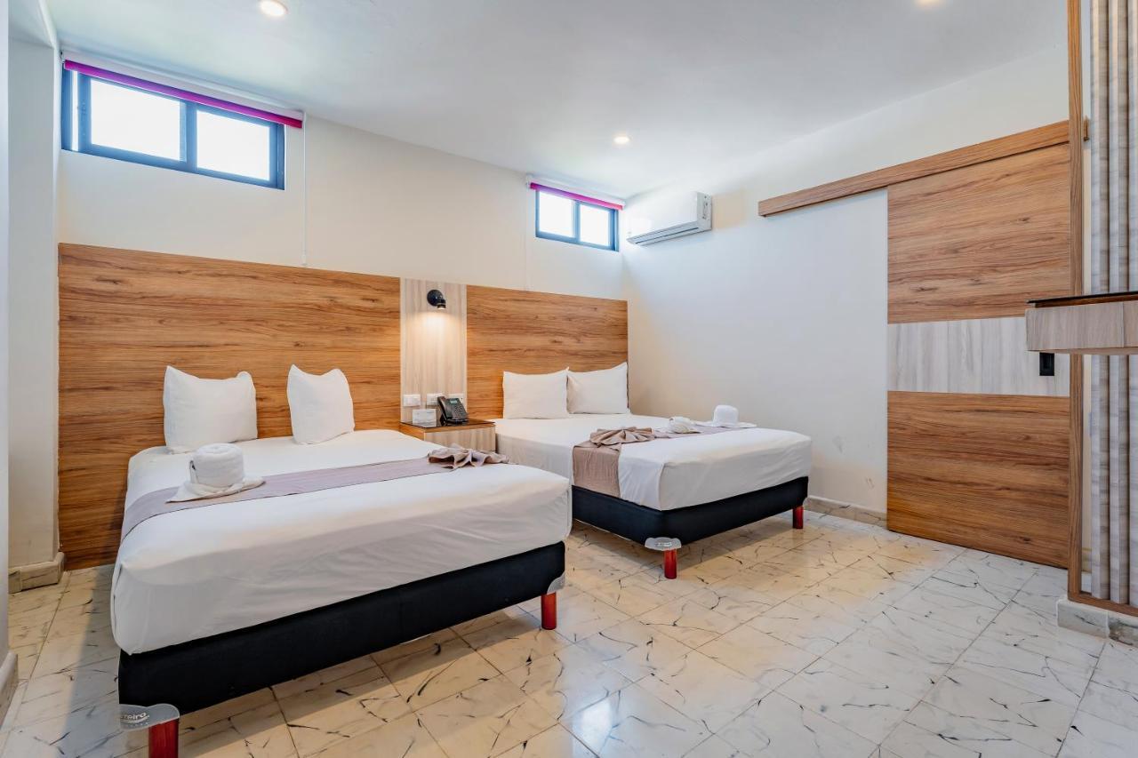 Hotel Central Merida By Kavia Bagian luar foto