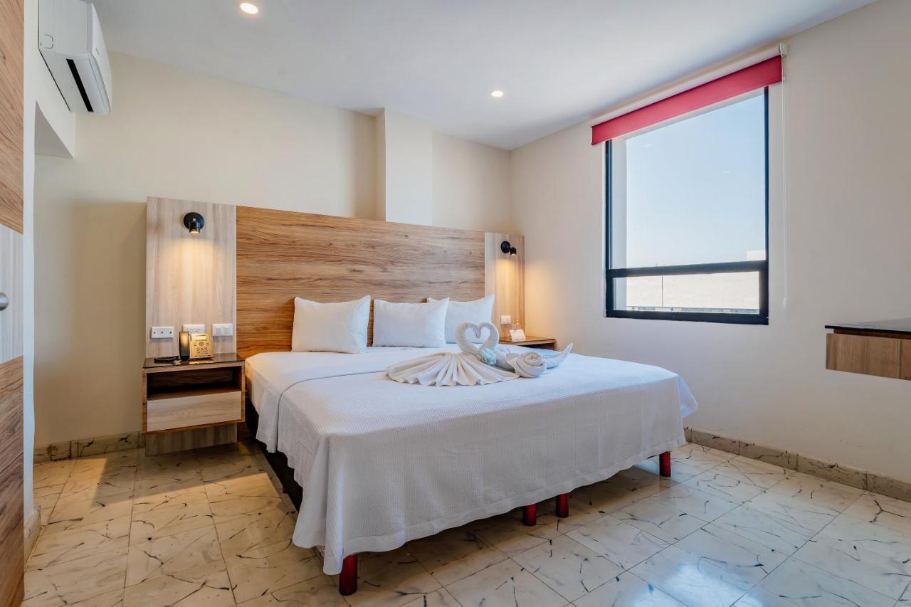 Hotel Central Merida By Kavia Bagian luar foto